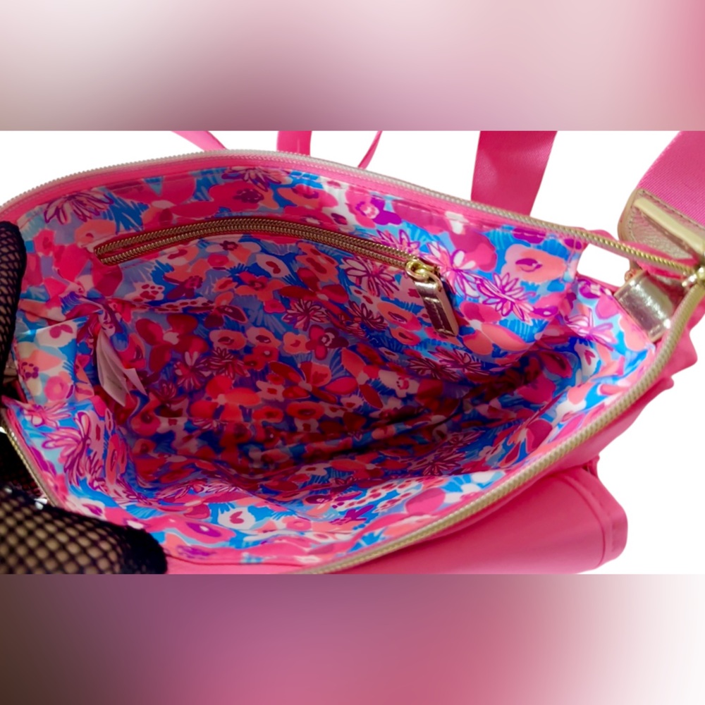 Lilly Pulitzer Giavanna Neon Hot Pink Crossbody Bag 10 x 8 Adjustable Strap NWOT - Picture 6 of 7